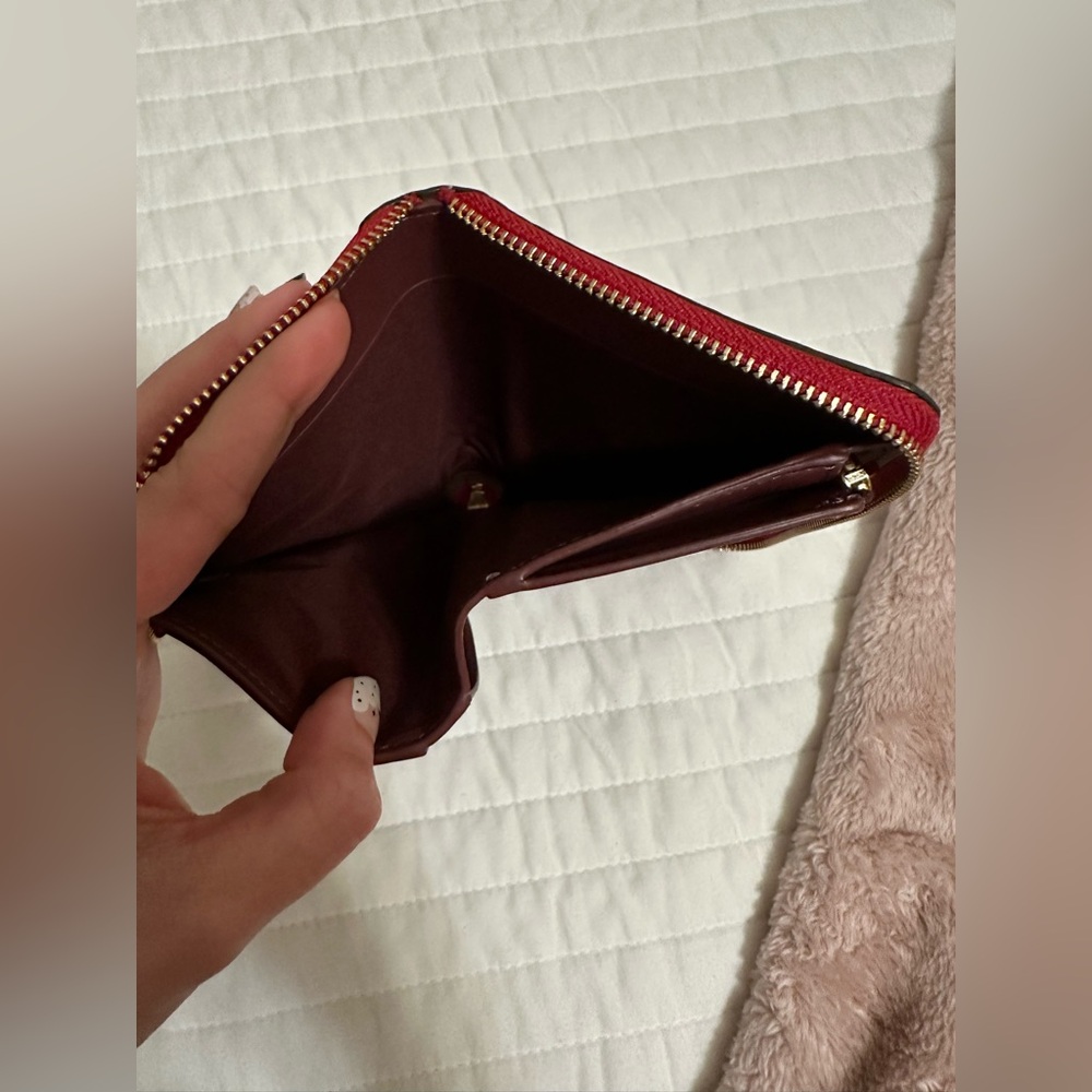 Coach Medium Zip Wallet in Red Pebbled Leather - Picture 6 of 6